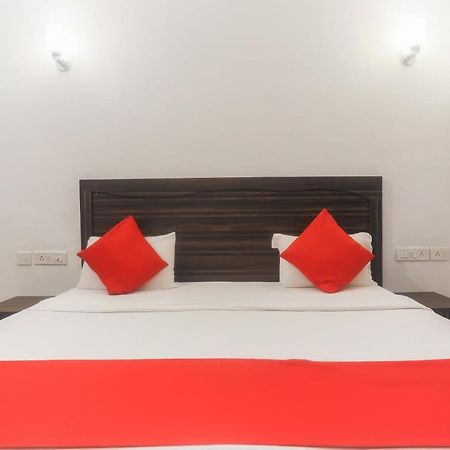 Oyo 45552 Central Hotel Khajurāho Dış mekan fotoğraf