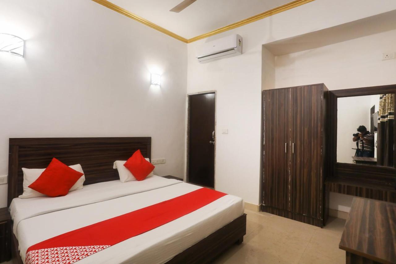 Oyo 45552 Central Hotel Khajurāho Dış mekan fotoğraf