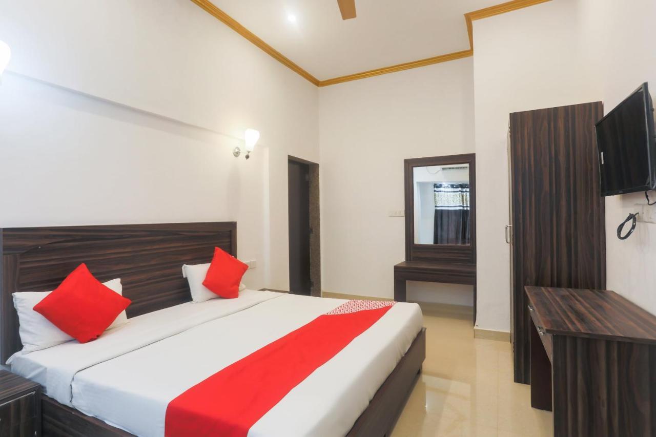 Oyo 45552 Central Hotel Khajurāho Dış mekan fotoğraf